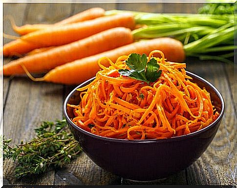 Grated carrot