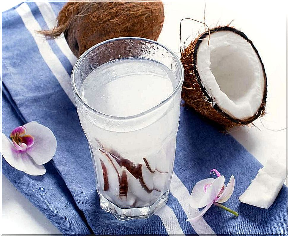 Coconut water - 8 amazing benefits