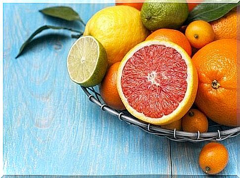 citrus fruits help fight gallstones