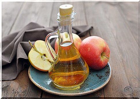 Apples and vinegar