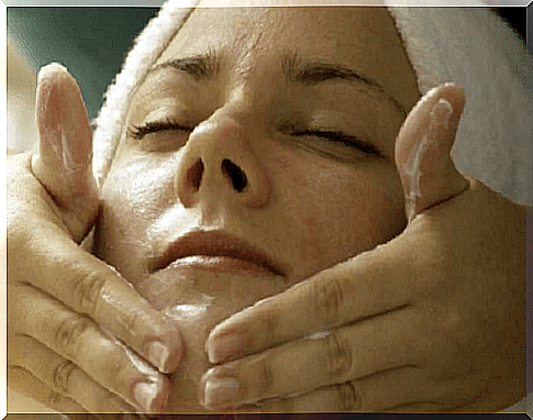 How to care for your skin during menopause?