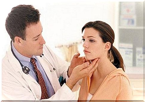 The doctor examines the lymph nodes