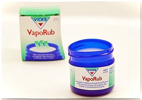 Vicks VapoRub