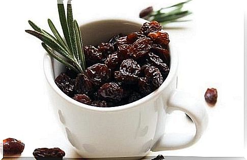 Raisins - 6 reasons to eat them in the morning