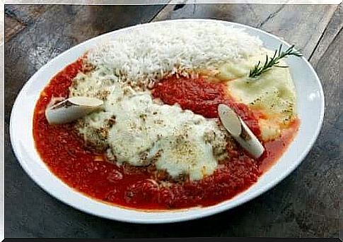 Veal steak with Parmesan cheese, a simple recipe